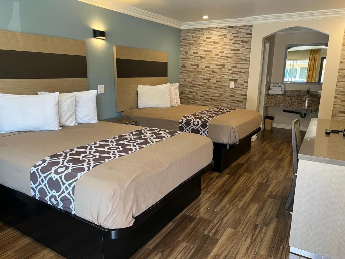 Industry Inn & Suites La Puente Eksteriør bilde