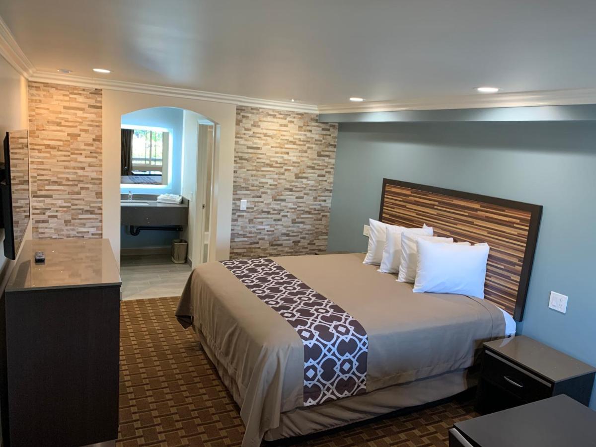 Industry Inn & Suites La Puente Eksteriør bilde