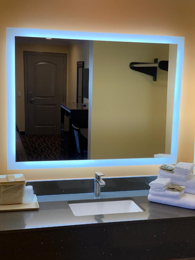 Industry Inn & Suites La Puente Eksteriør bilde