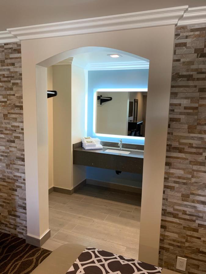 Industry Inn & Suites La Puente Eksteriør bilde